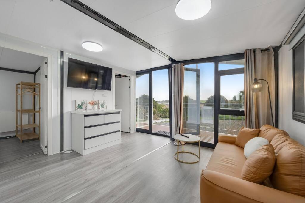 2 Bedrooms Cabin 5 Min To Pukekohe Town Centre Esterno foto