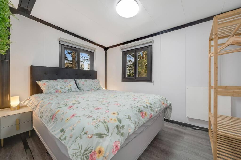 2 Bedrooms Cabin 5 Min To Pukekohe Town Centre Esterno foto